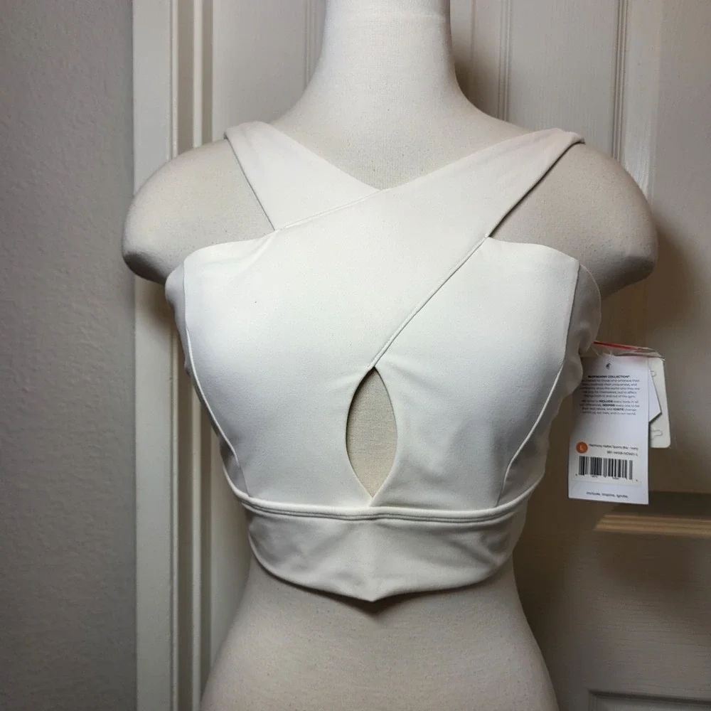 Buff Bunny collection Harmony Halter Sports Bra Ivory Size Large-Brand New - Picture 8 of 9